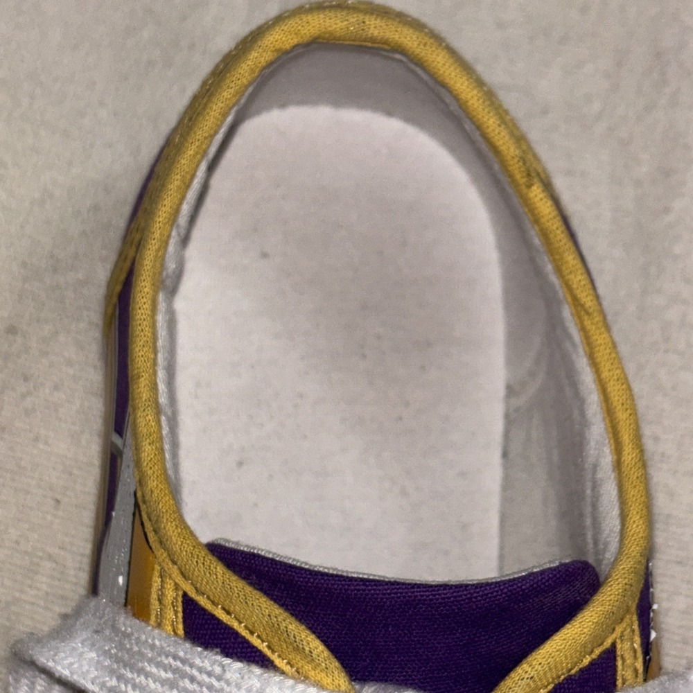 NFL Womens Sz 6.5 Minnesota I Love The Vikings Football Canvas Shoes Purple - Picture 12 of 13